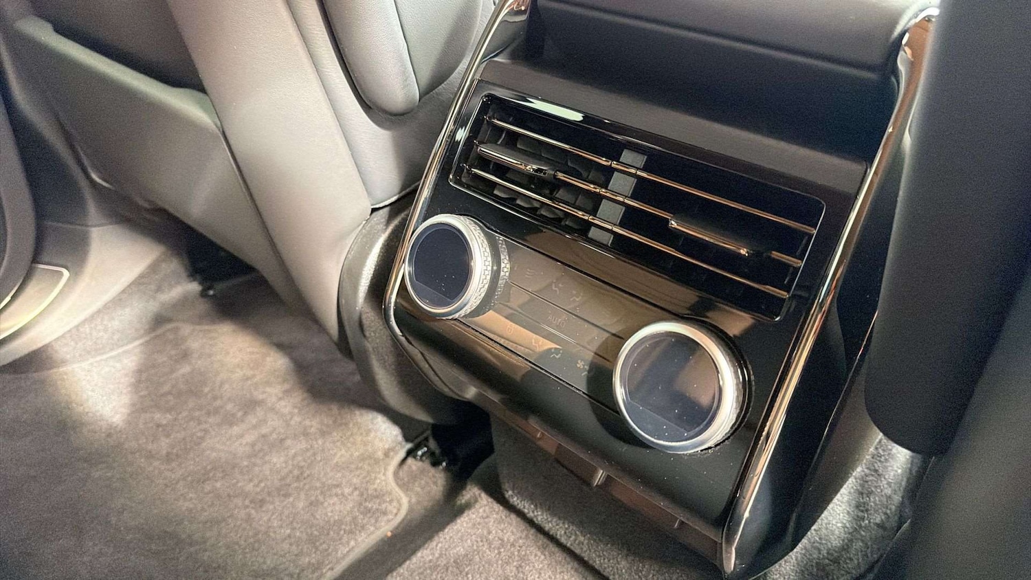 Used Land Rover Range Rover Sport 2025 for sale - 78052128: Photo 18