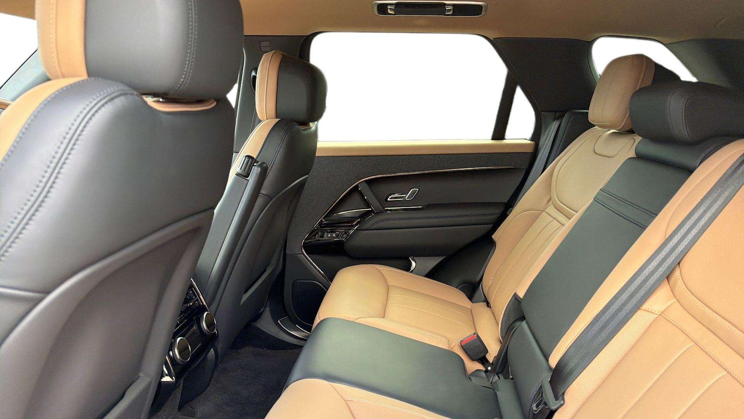 Used Land Rover Range Rover Sport 2025 for sale - 78052128: Photo 4