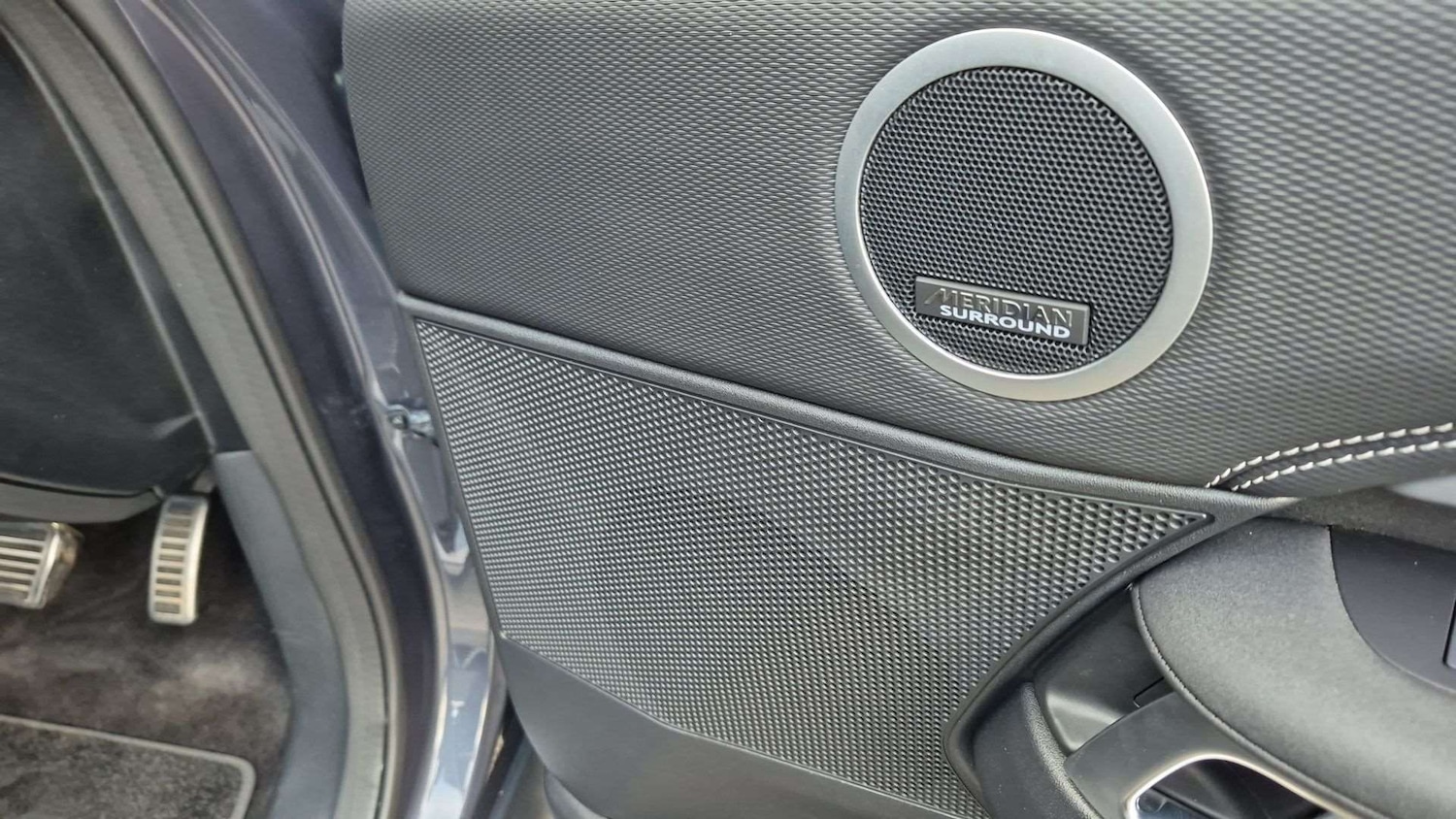 Used Land Rover Discovery 2024 for sale - 77112365: Photo 24