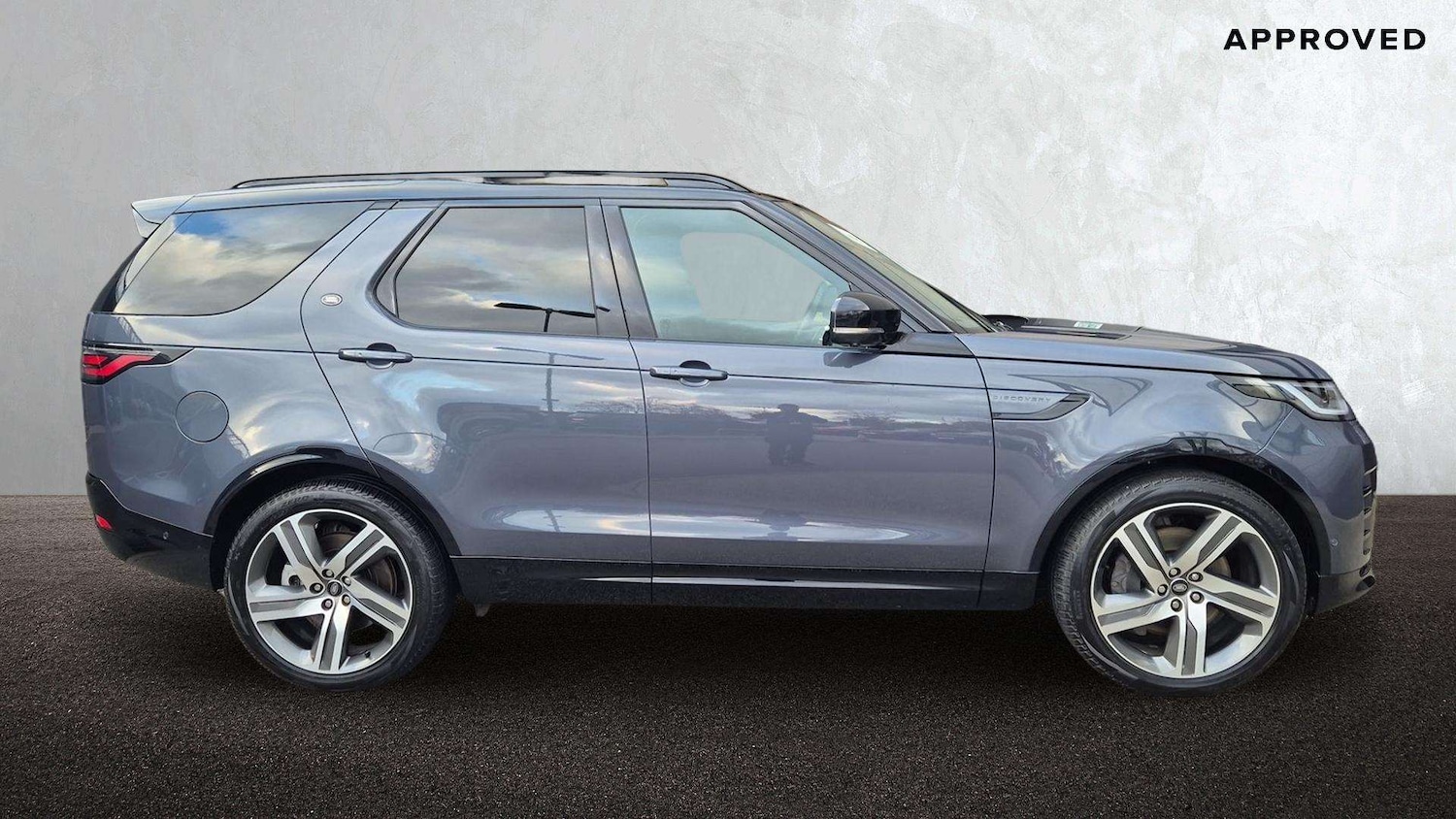 Used Land Rover Discovery 2024 for sale - 77112365: Photo 5