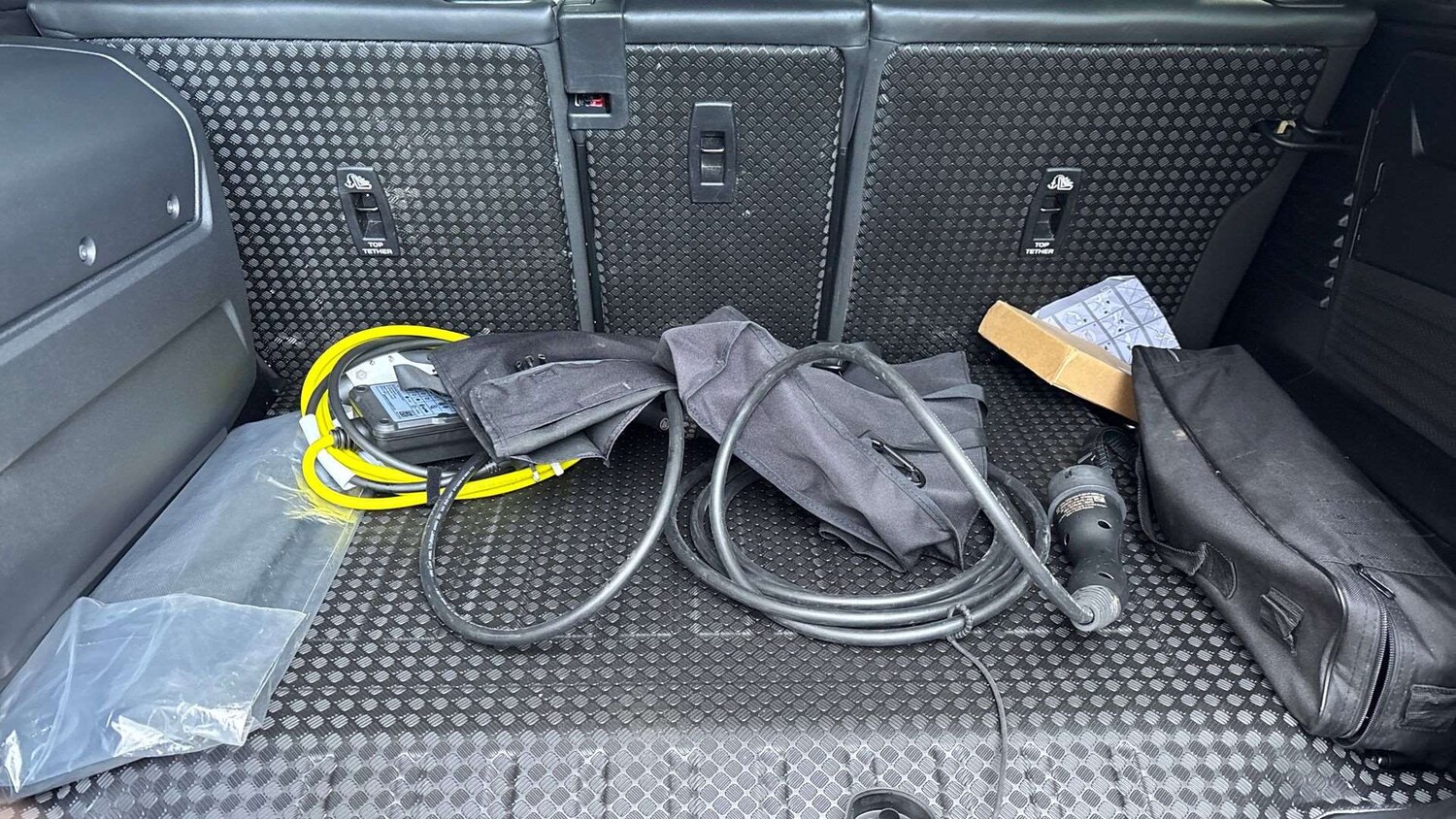 Used Land Rover Defender 2024 for sale - 77553245: Photo 10