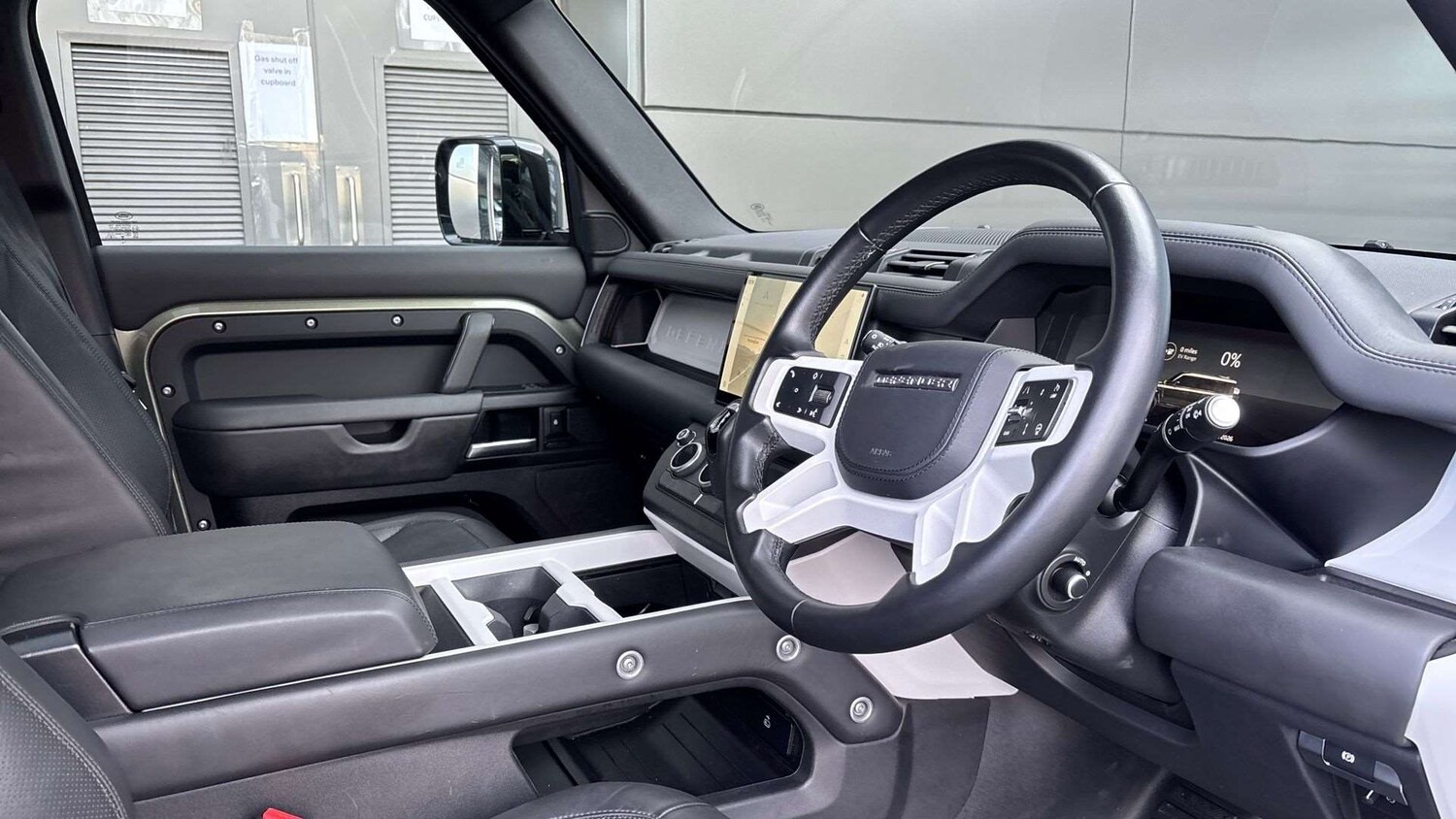 Used Land Rover Defender 2024 for sale - 77553245: Photo 35