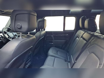 Used Land Rover Defender 2025 for sale - 76460062: Photo