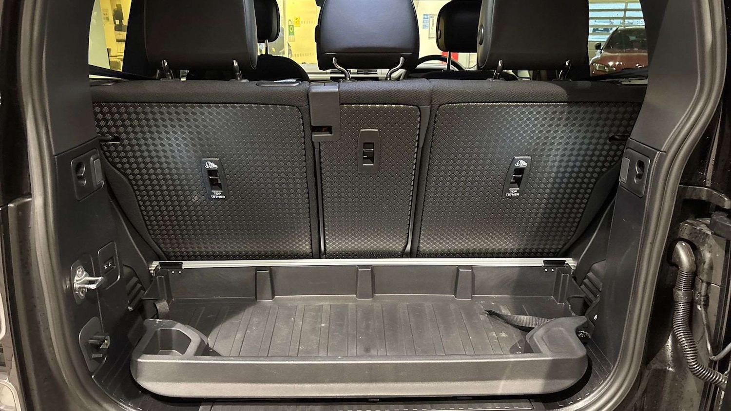 Used Land Rover Defender 2025 for sale - 76761065: Photo 10