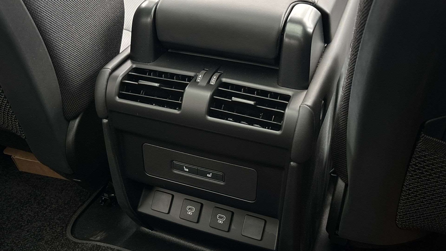 Used Land Rover Defender 2025 for sale - 76761065: Photo 18