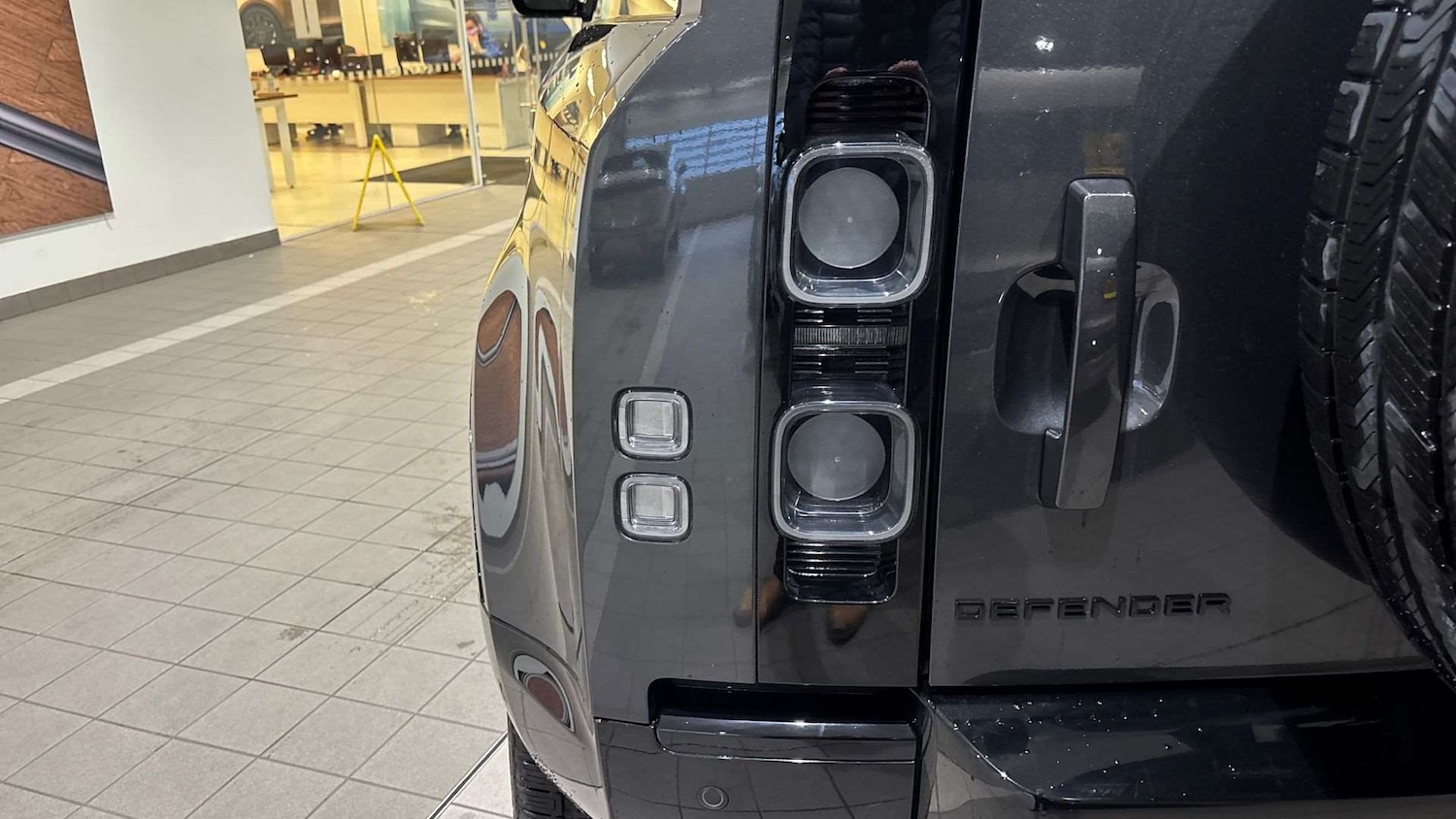 Used Land Rover Defender 2025 for sale - 76761065: Photo 26