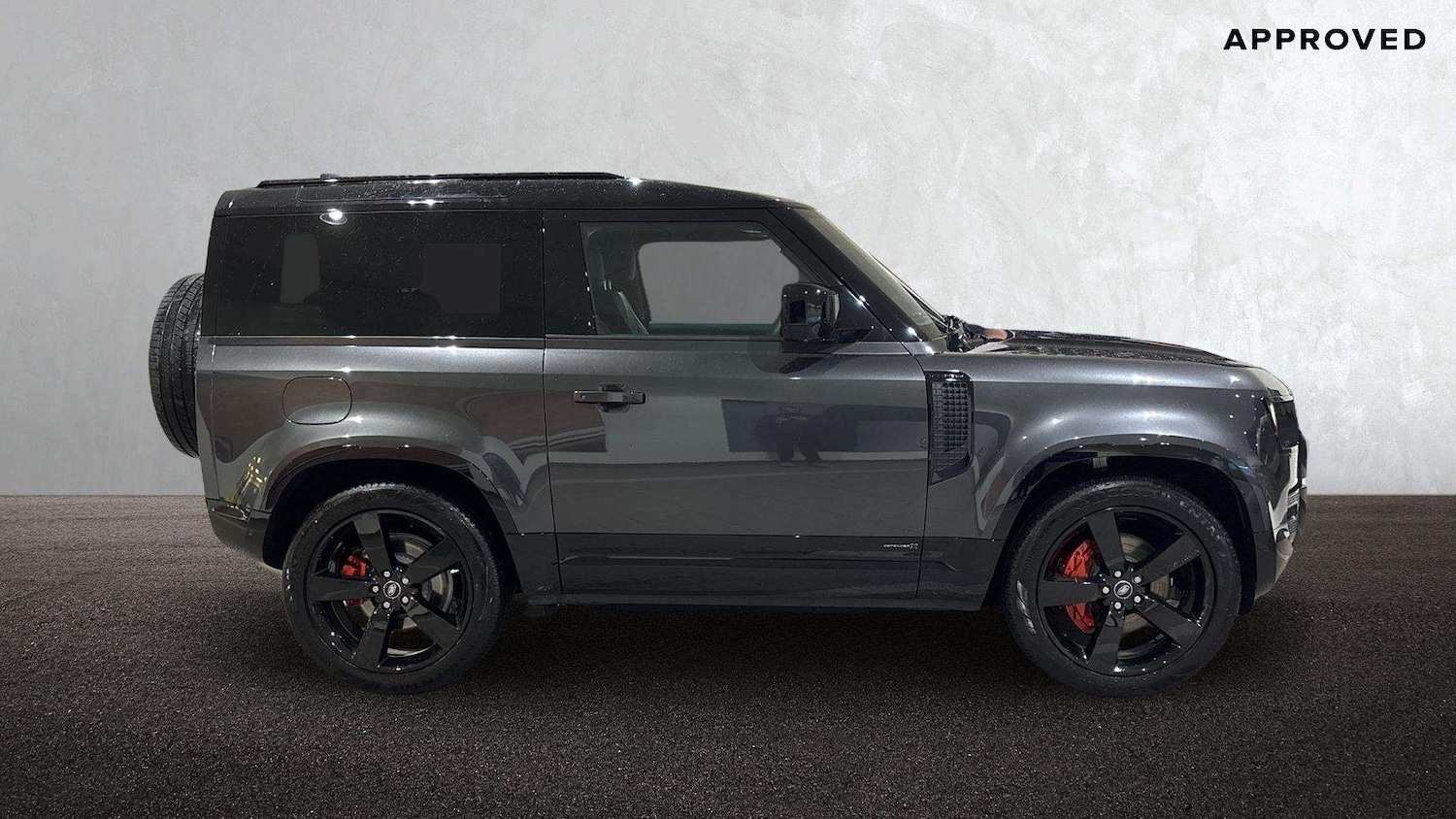 Used Land Rover Defender 2025 for sale - 76761065: Photo 5