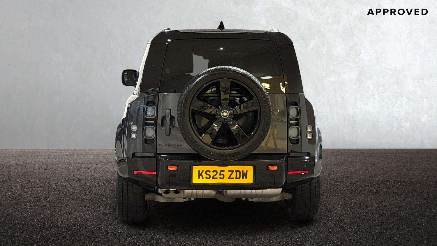 Used Land Rover Defender 2025 for sale - 76761065: Photo 6