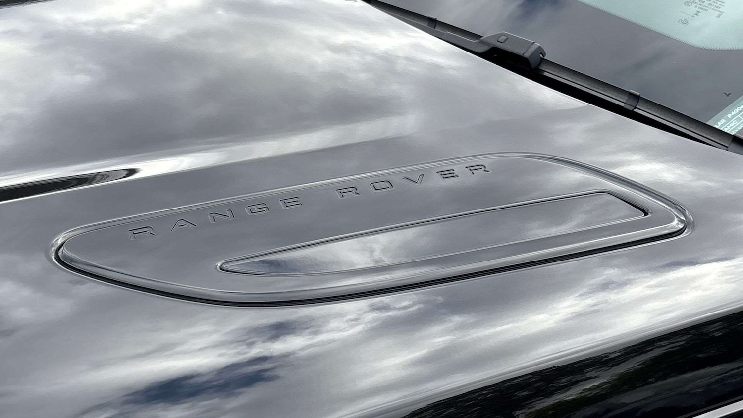 Used Land Rover Range Rover Velar 2025 for sale - 76460686: Photo 28