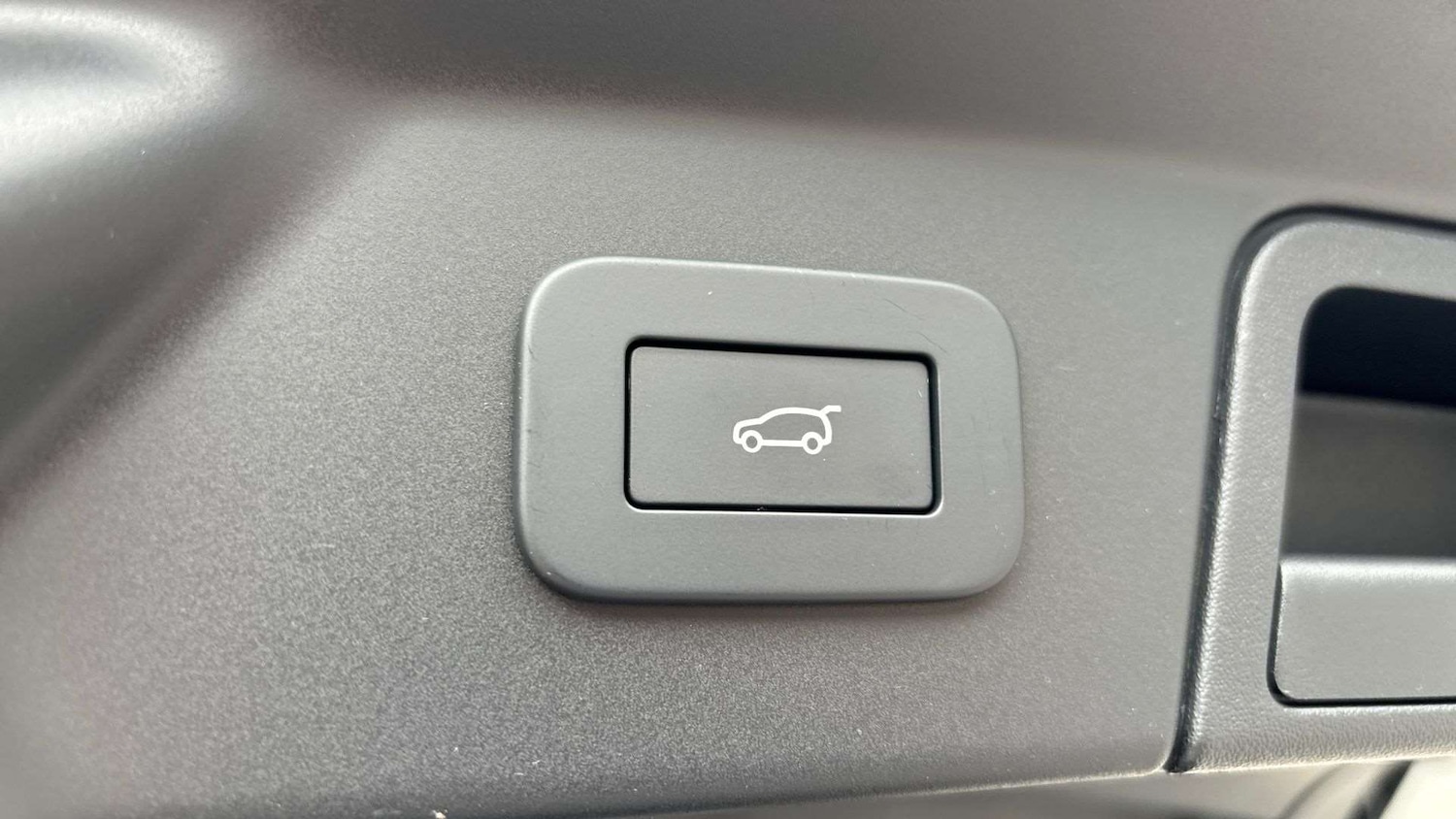 Used Land Rover Range Rover Velar 2025 for sale - 76460686: Photo 29