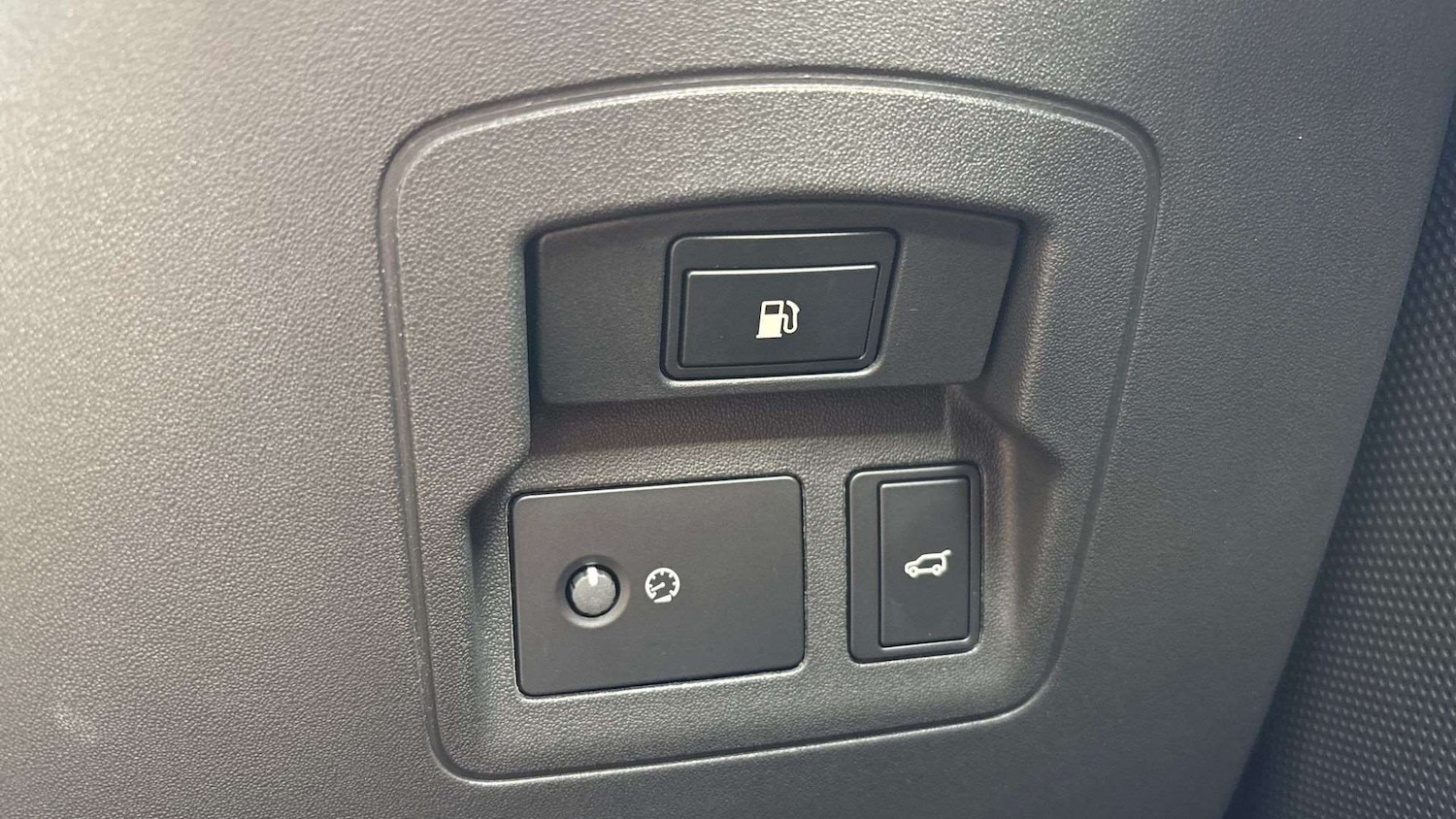 Used Land Rover Range Rover Velar 2025 for sale - 76460686: Photo 34