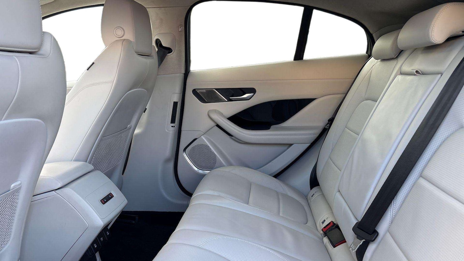 Used Jaguar I-Pace 2023 for sale - 77194557: Photo 4