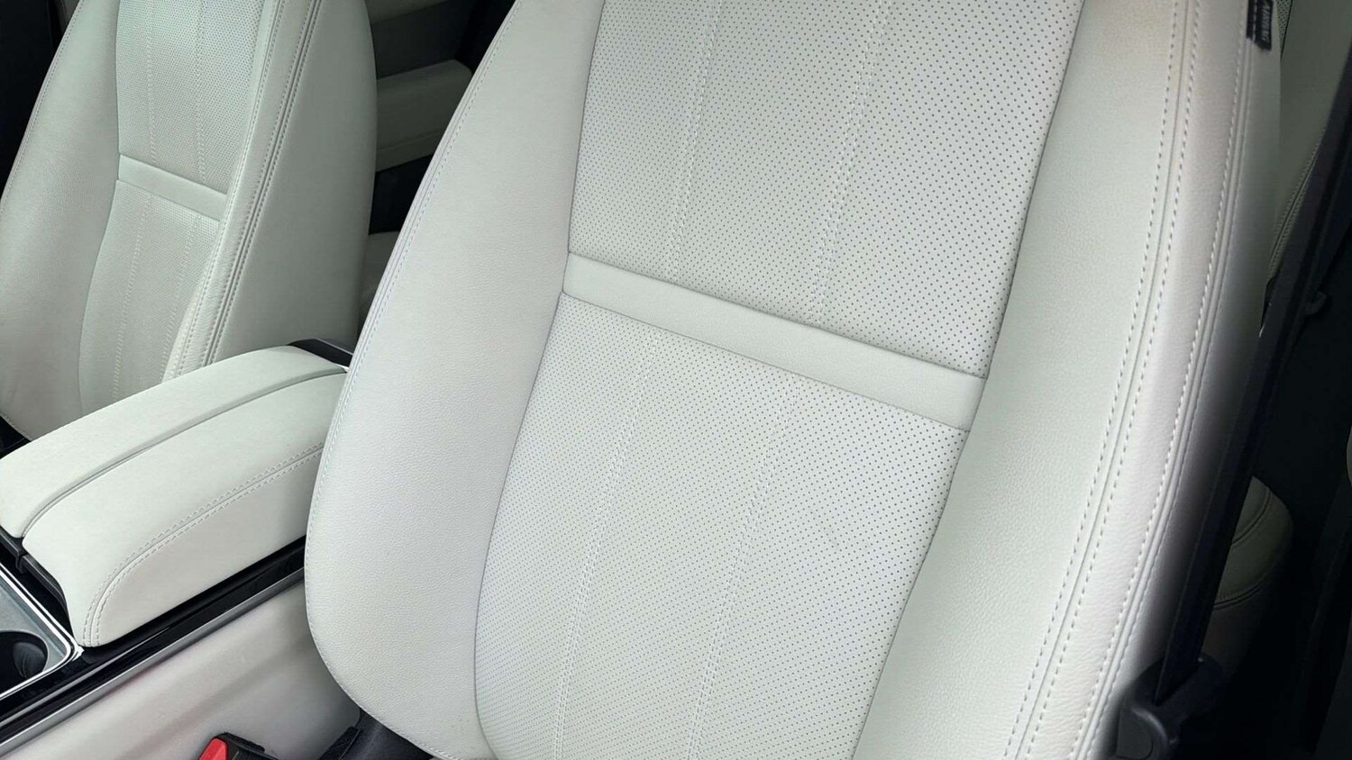 Used Land Rover Range Rover Velar 2022 for sale - 78221275: Photo 29