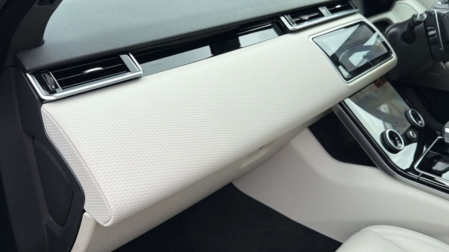 Used Land Rover Range Rover Velar 2022 for sale - 78221275: Photo 30