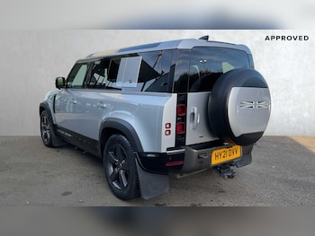 Used Land Rover Defender 2021 for sale - 76460049: Photo