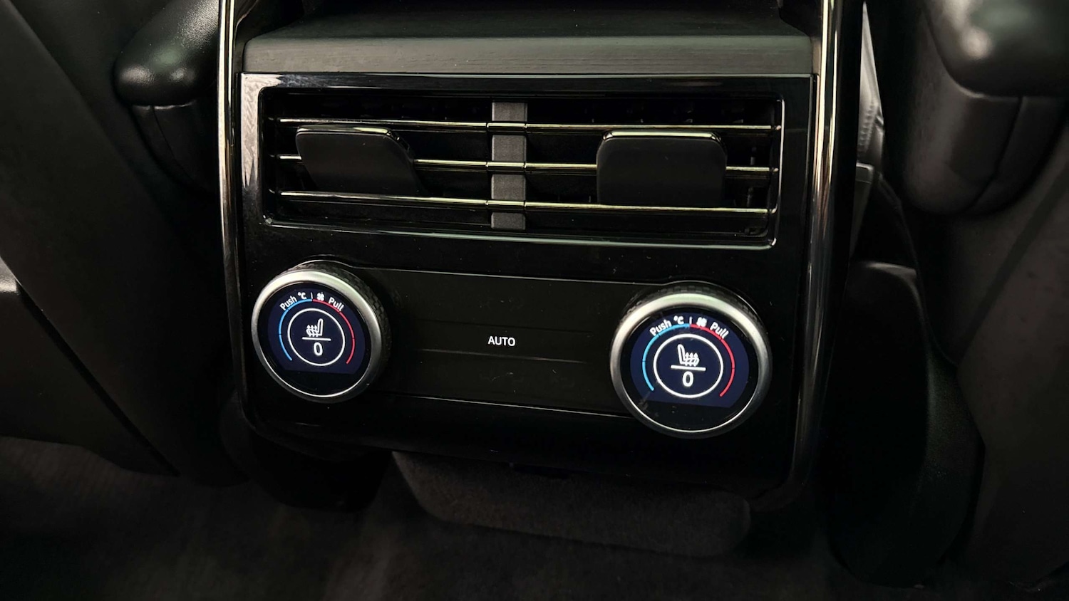 Used Land Rover Range Rover Sport 2024 for sale - 77500224: Photo 18