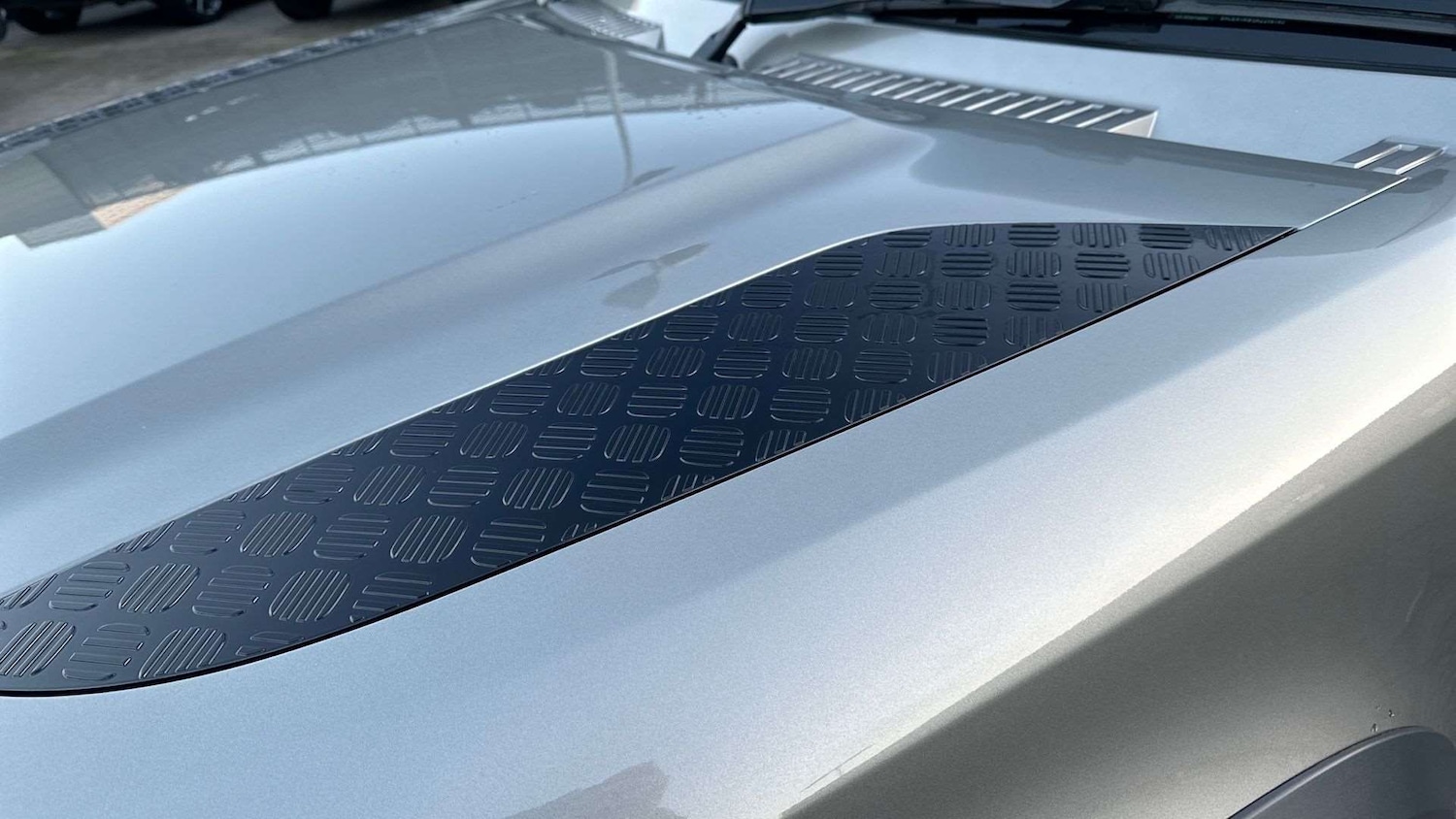 Used Land Rover Defender 2024 for sale - 76842917: Photo 20