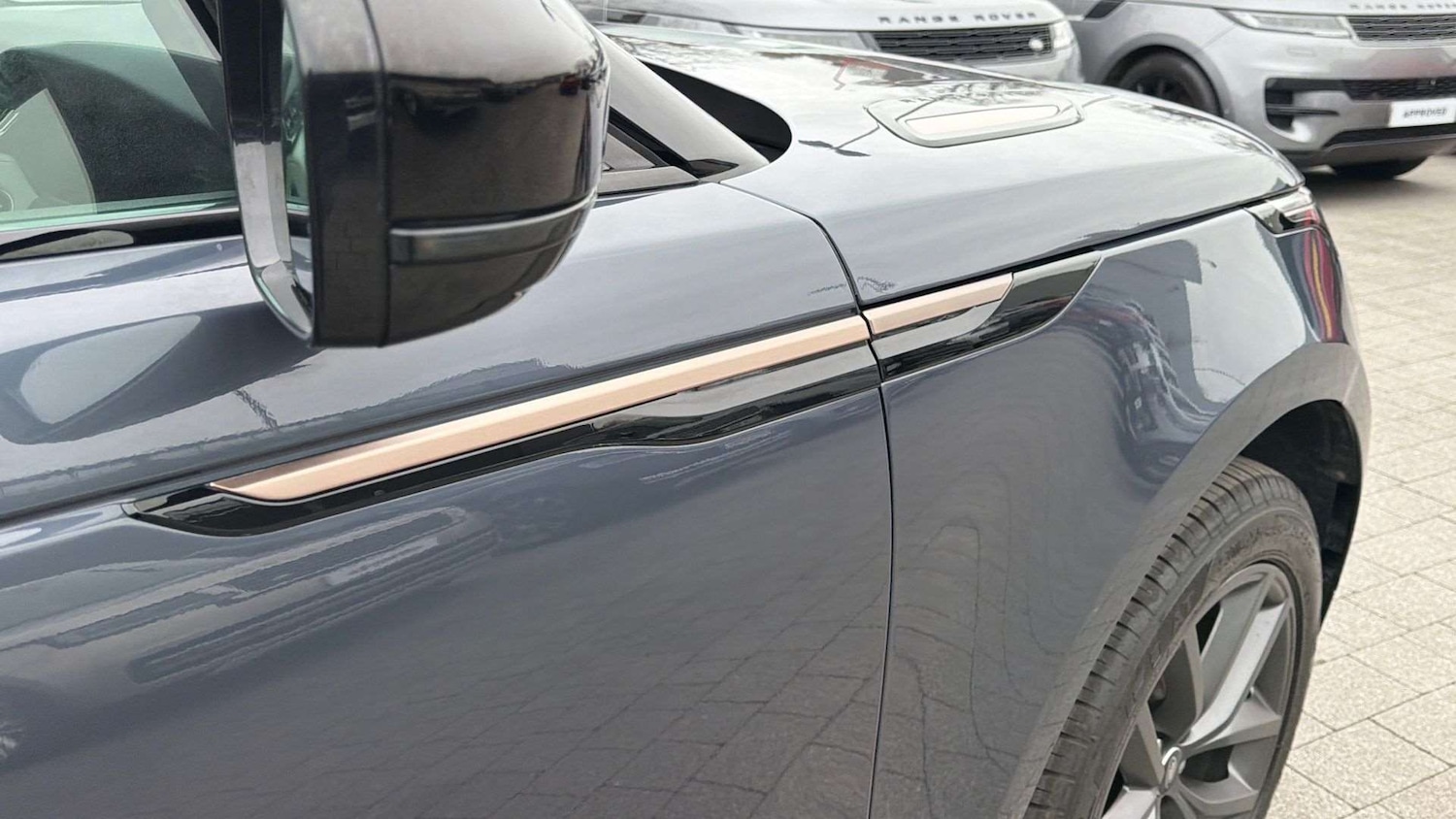 Used Land Rover Range Rover Velar 2023 for sale - 77281850: Photo 31