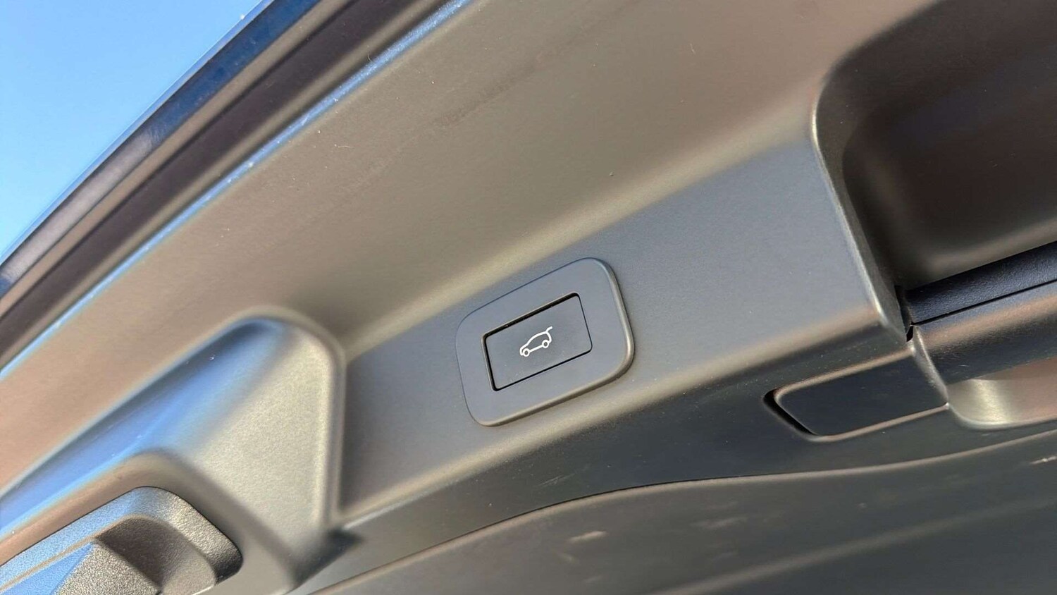 Used Jaguar F-Pace 2022 for sale - 77661320: Photo 28