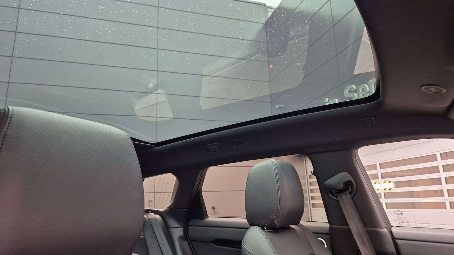 Used Land Rover Range Rover Evoque 2025 for sale - 76459839: Photo 21