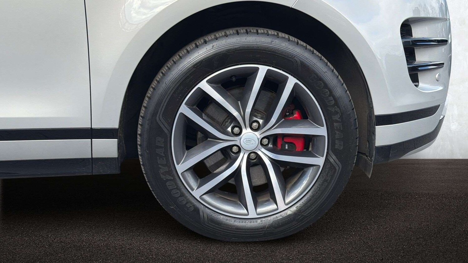 Used Land Rover Range Rover Evoque 2025 for sale - 77972705: Photo 8