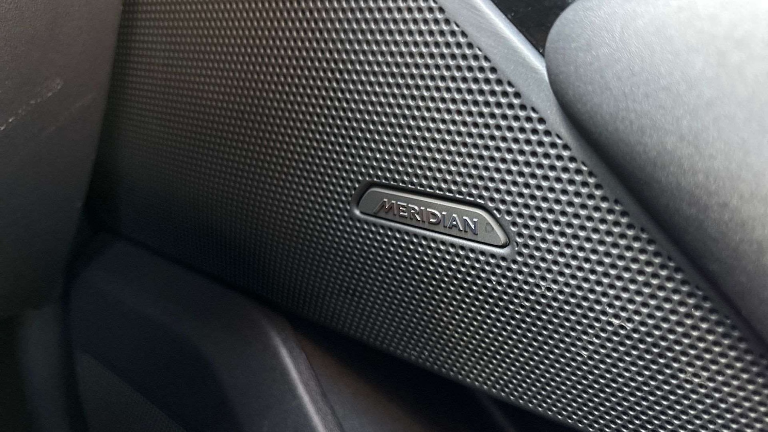 Used Land Rover Range Rover Velar 2024 for sale - 78221238: Photo 24