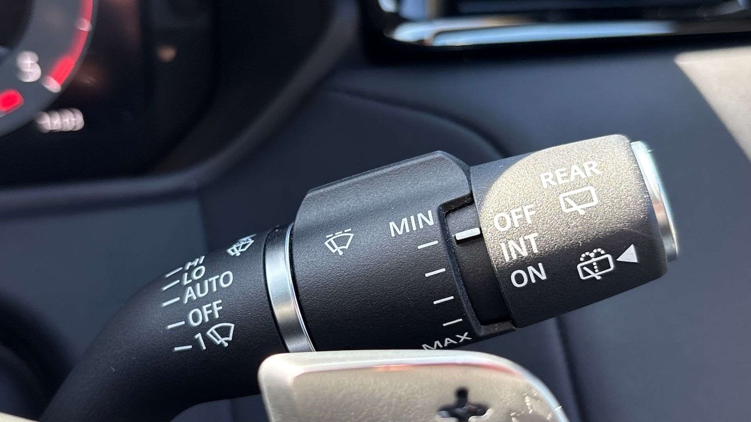 Used Land Rover Range Rover Velar 2024 for sale - 78221238: Photo 31