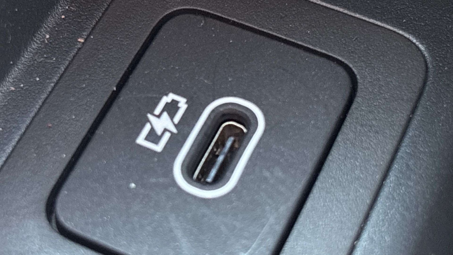 Used Land Rover Range Rover Velar 2024 for sale - 78221238: Photo 34