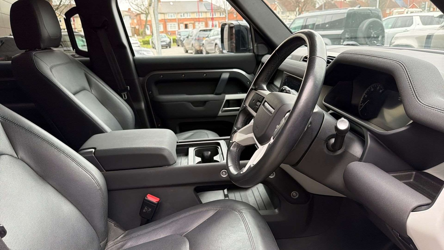 Used Land Rover Defender 2022 for sale - 77397917: Photo 33