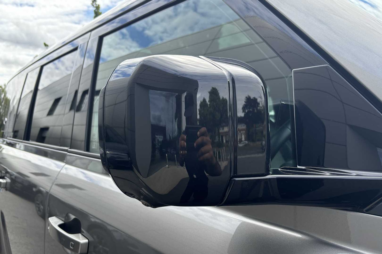 Used Land Rover Defender 2023 for sale - 76460353: Photo 22