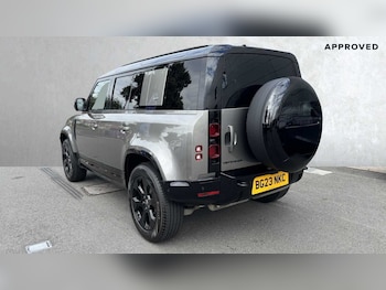 Used Land Rover Defender 2023 for sale - 76460353: Photo