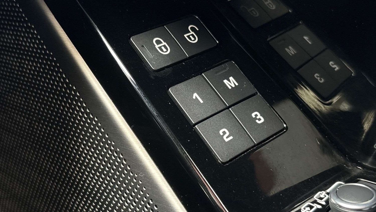 Used Land Rover Range Rover Velar 2019 for sale - 76460192: Photo 25