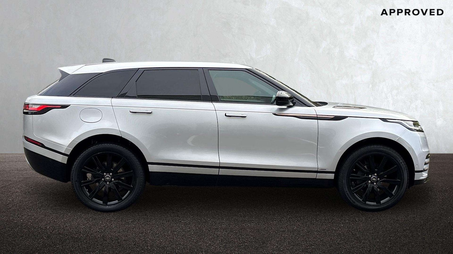 Used Land Rover Range Rover Velar 2019 for sale - 76460192: Photo 5