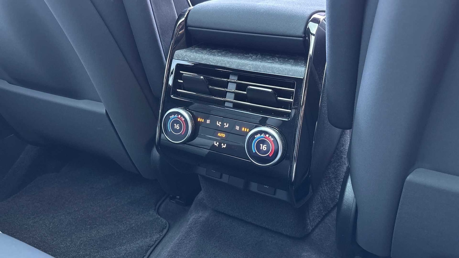 Used Land Rover Range Rover Sport 2023 for sale - 76460273: Photo 18