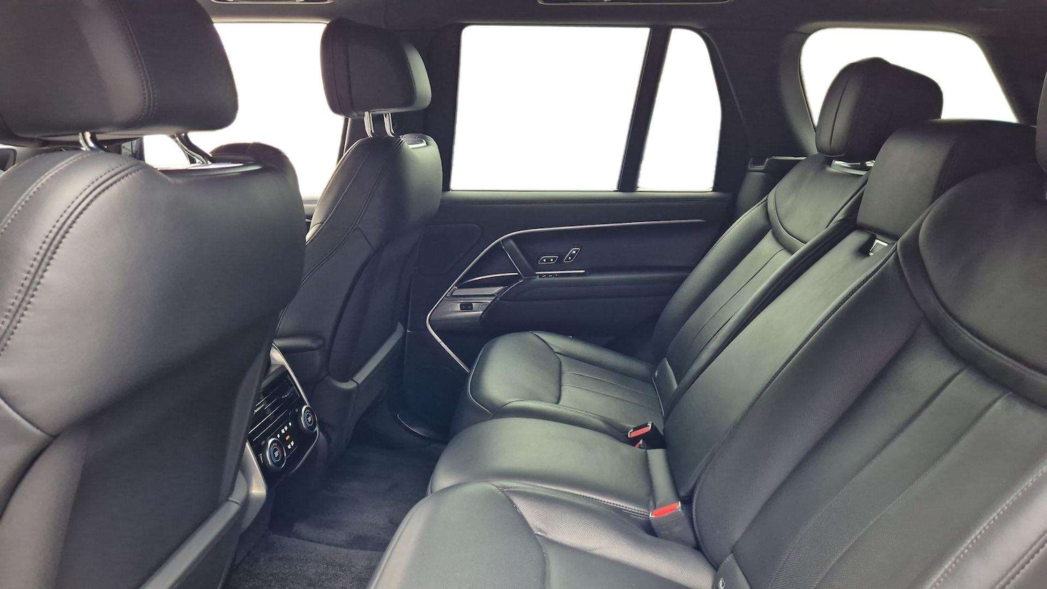 Used Land Rover Range Rover 2023 for sale - 76610615: Photo 4