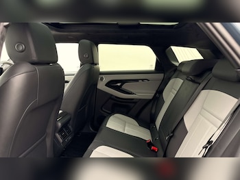 Used Land Rover Range Rover Evoque 2025 for sale - 79183721: Photo