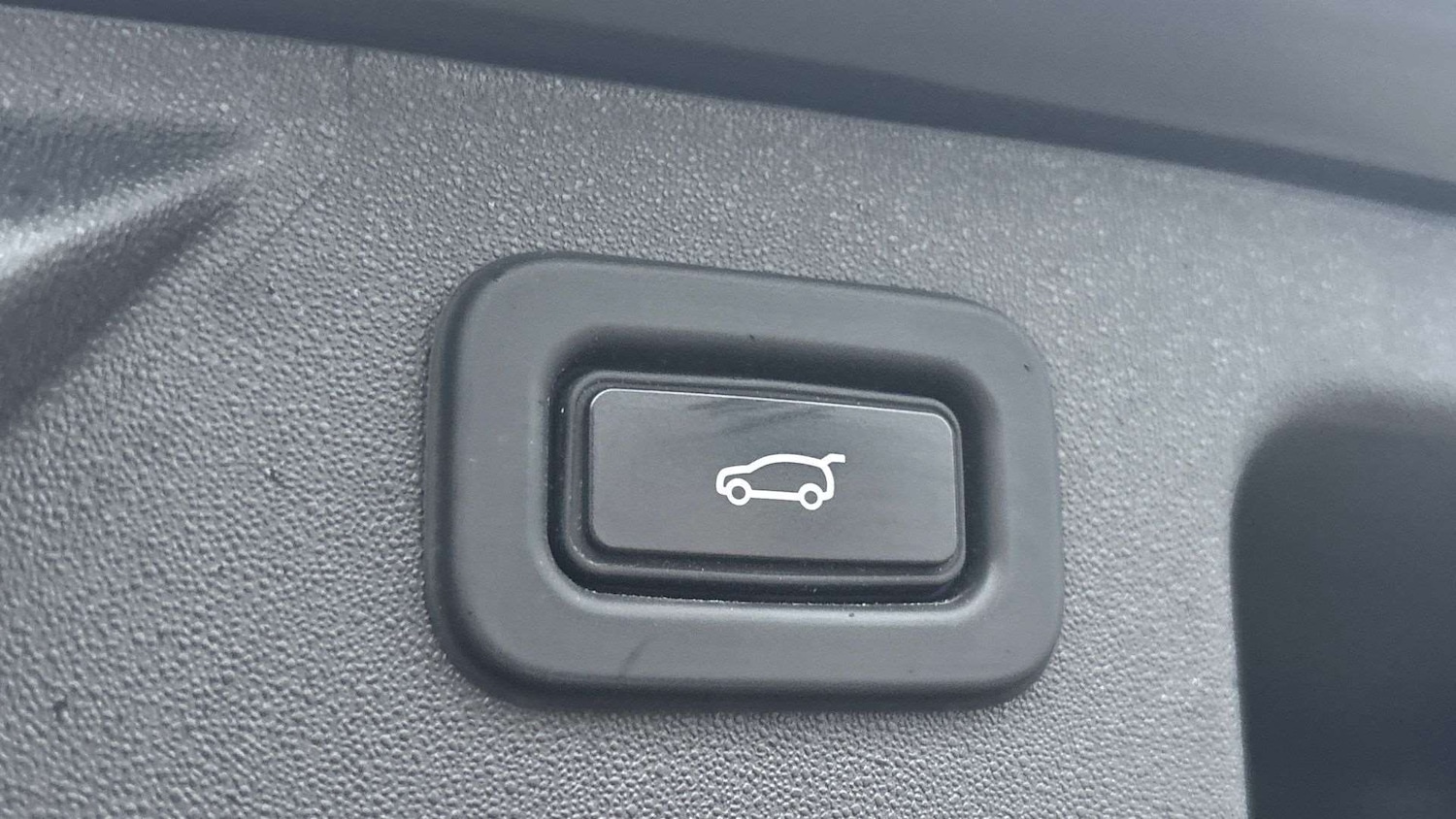 Used Land Rover Discovery Sport 2022 for sale - 76761061: Photo 29