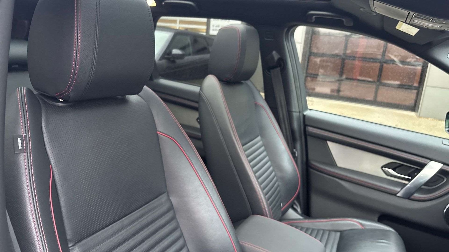 Used Land Rover Discovery Sport 2022 for sale - 76761061: Photo 35