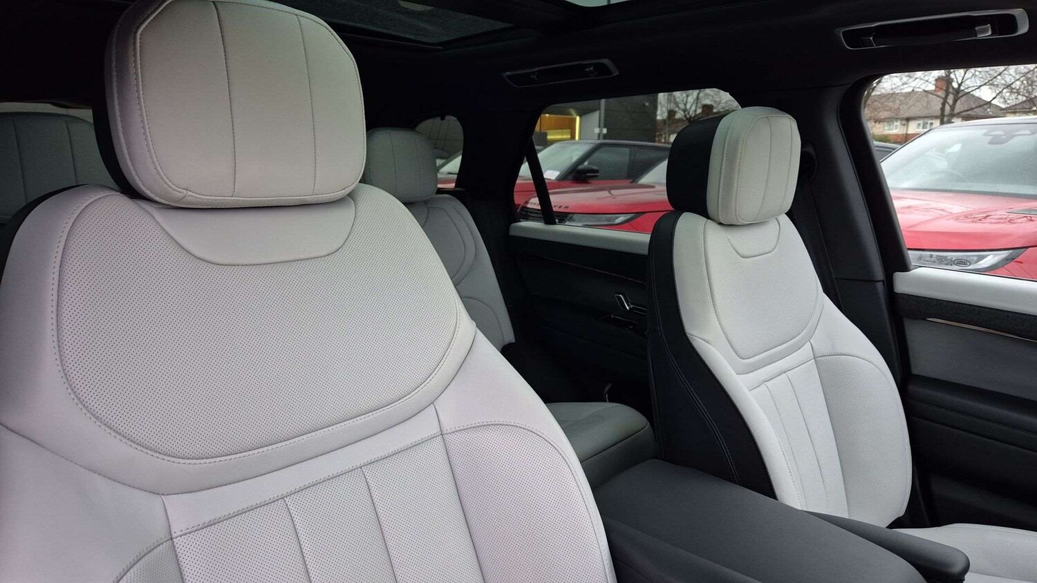 Used Land Rover Range Rover Sport 2024 for sale - 76672931: Photo 35