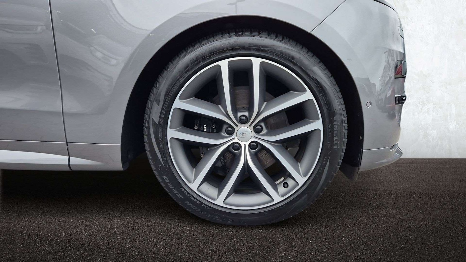 Used Land Rover Range Rover Sport 2024 for sale - 76672931: Photo 8