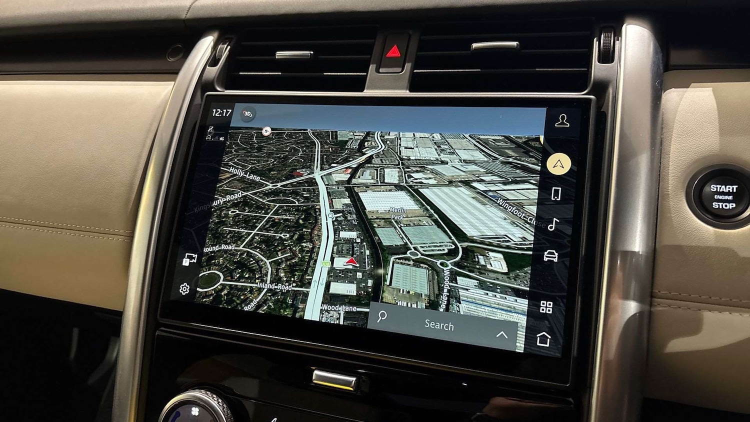 Used Land Rover Discovery 2023 for sale - 76460369: Photo 11