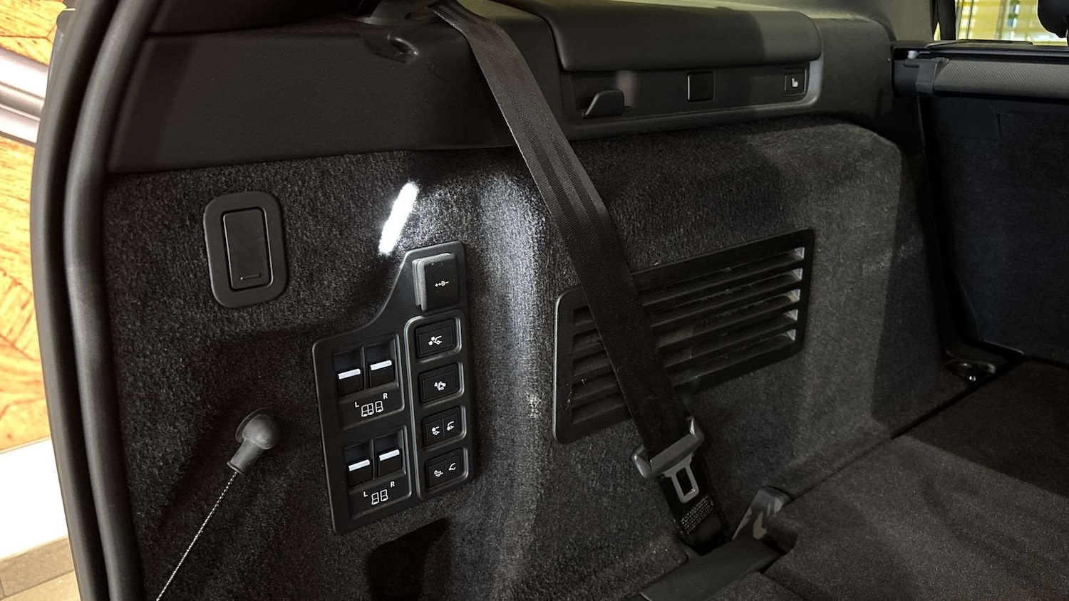 Used Land Rover Discovery 2023 for sale - 76460369: Photo 27