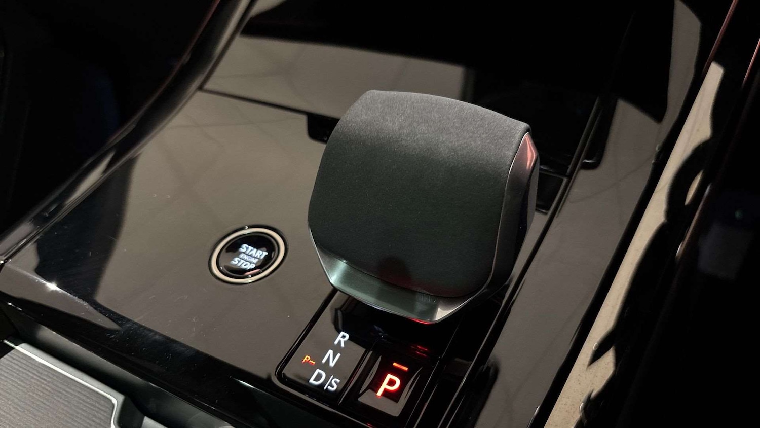 Used Land Rover Range Rover Sport 2024 for sale - 77022192: Photo 13