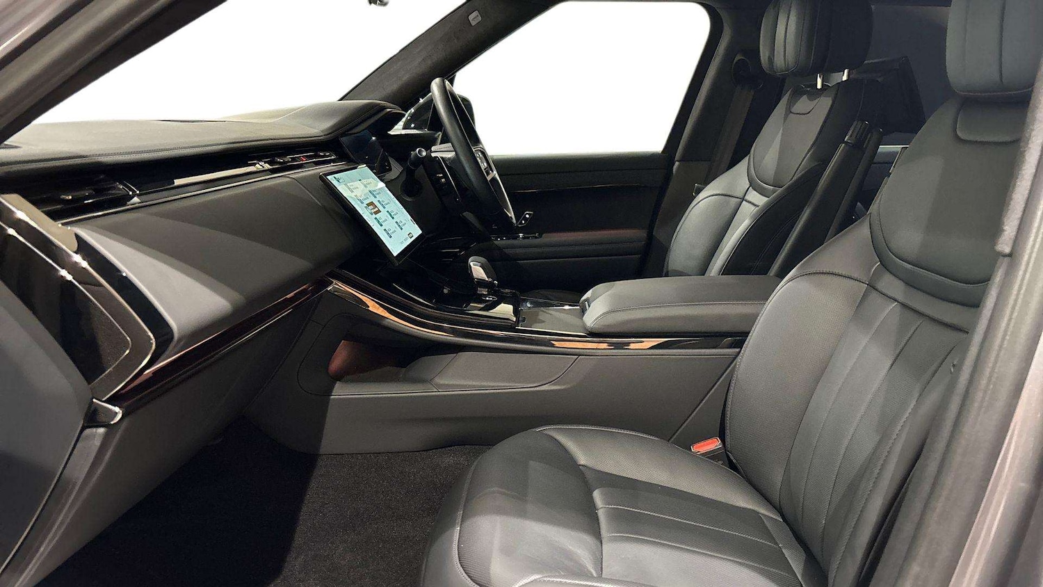 Used Land Rover Range Rover Sport 2024 for sale - 77022192: Photo 3