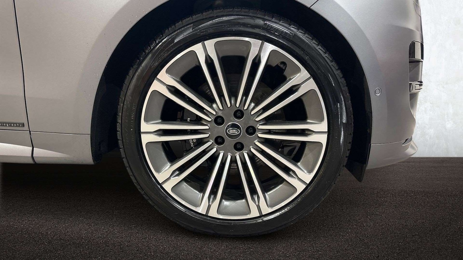 Used Land Rover Range Rover Sport 2024 for sale - 77022192: Photo 8