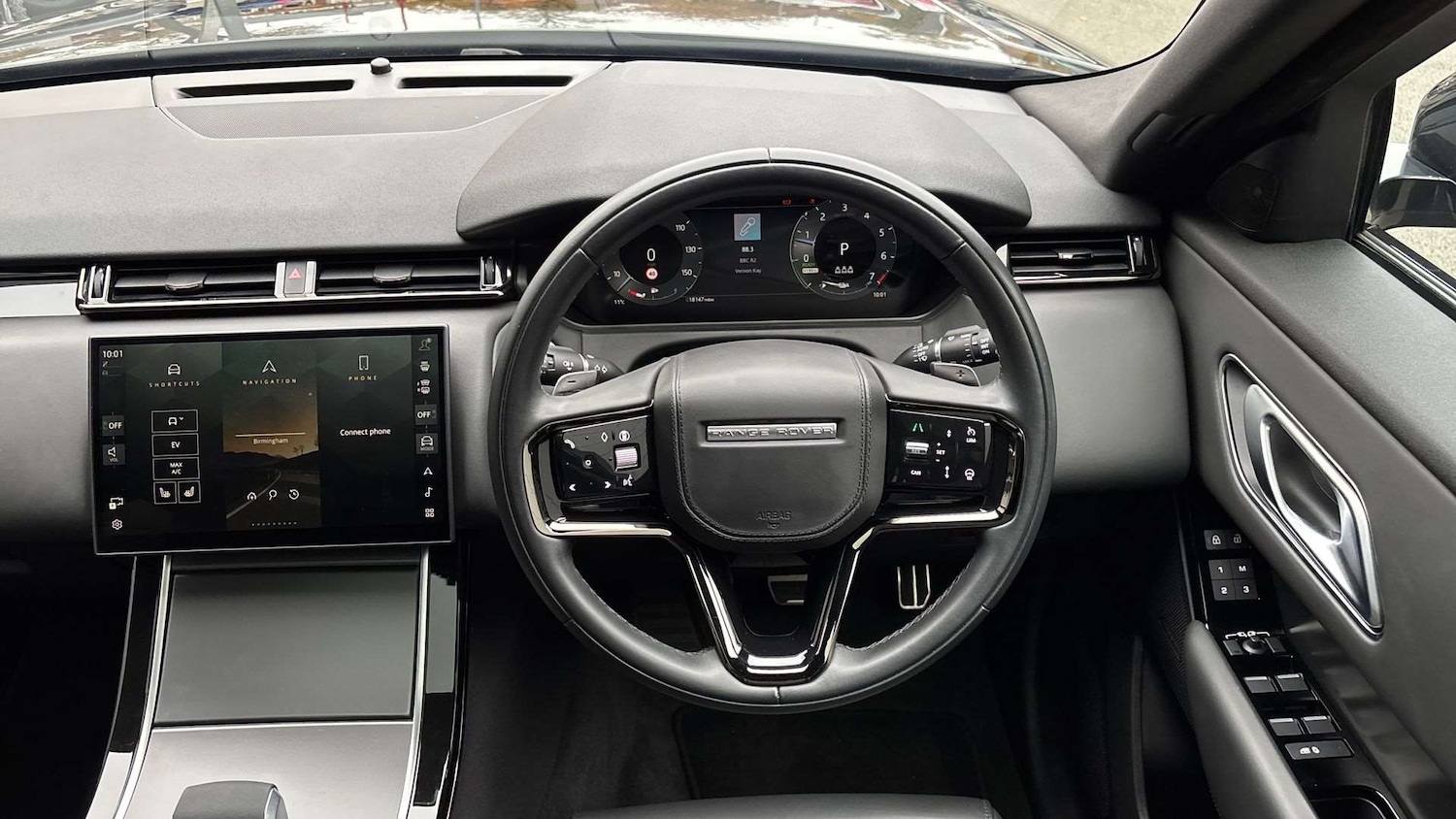 Used Land Rover Range Rover Velar 2024 for sale - 76460391: Photo 15