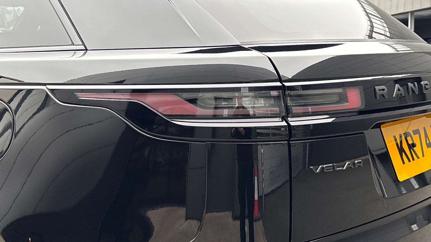 Used Land Rover Range Rover Velar 2024 for sale - 76460391: Photo 19