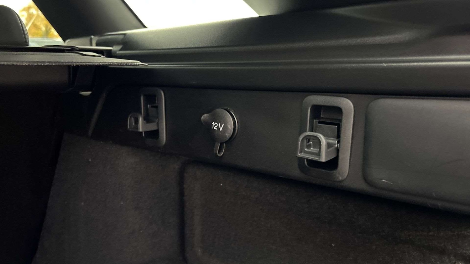 Used Land Rover Range Rover Velar 2024 for sale - 76460391: Photo 27