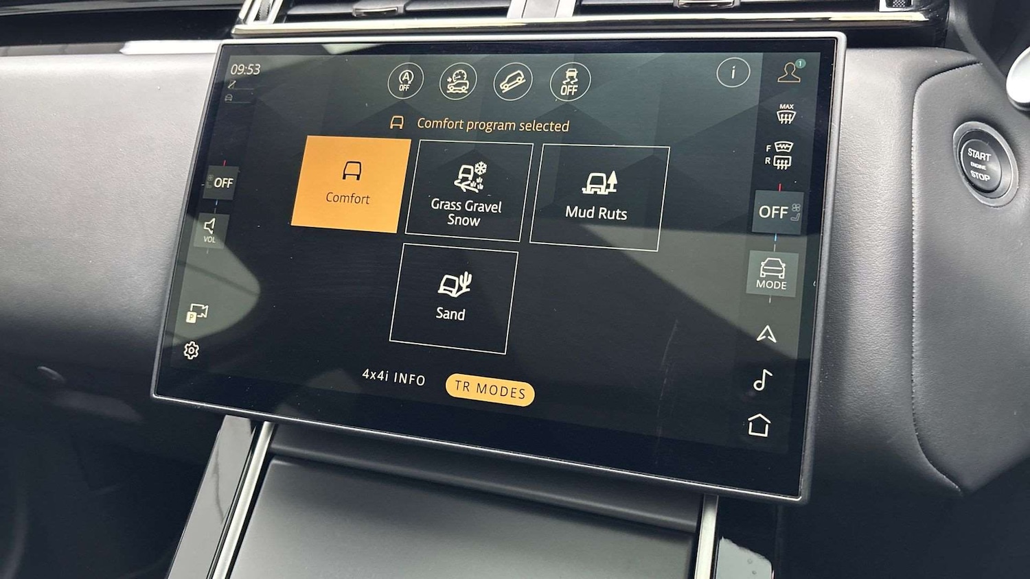 Used Land Rover Range Rover Velar 2024 for sale - 76460391: Photo 34