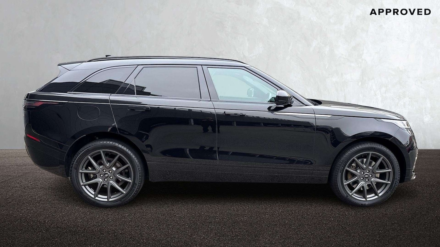 Used Land Rover Range Rover Velar 2024 for sale - 76460391: Photo 5